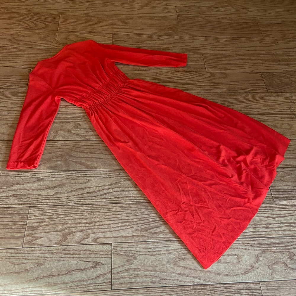 Dress - Picture 2 of 3
